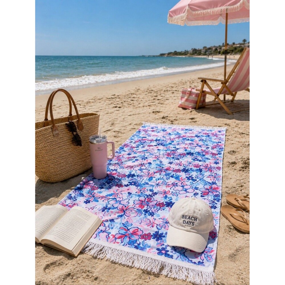 NWT Lilly Pulitzer Beach Towel Party Like A Lobstar Summer Preppy Southern